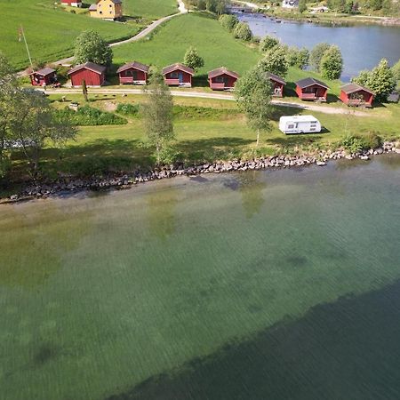 Loken Camping - Trivelig Og Idyllisk Ved Vannet Hotel Олден Екстериор снимка